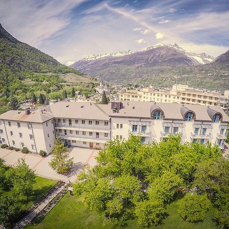 Hotel & Bildungshaus St. Jodern Visp Eksteriør billede