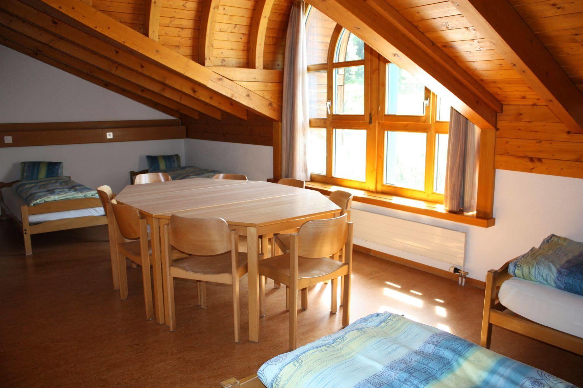 Hotel & Bildungshaus St. Jodern Visp Eksteriør billede