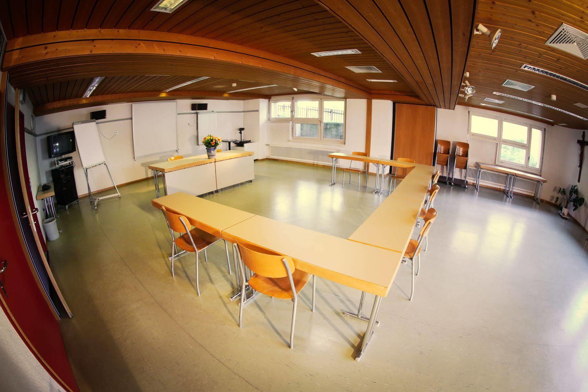 Hotel & Bildungshaus St. Jodern Visp Eksteriør billede